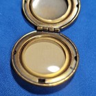 Gold Tone Oval Floral Locket Dangle Brooch Pin Women's Fashion No Stone — photo 8