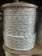 1/2 Inch by 100 Feet Twisted Poly Dacron Rope I 3-Strand W/Polyolefin Core