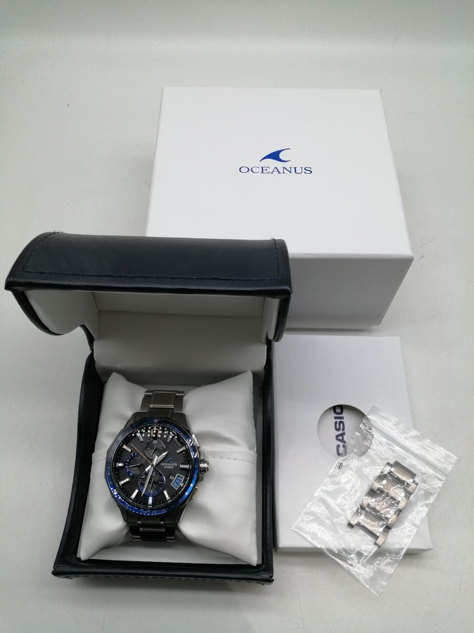 CASIO OCEANUS OCW G2000G 1AJF Premium Solar-Powered Watch
