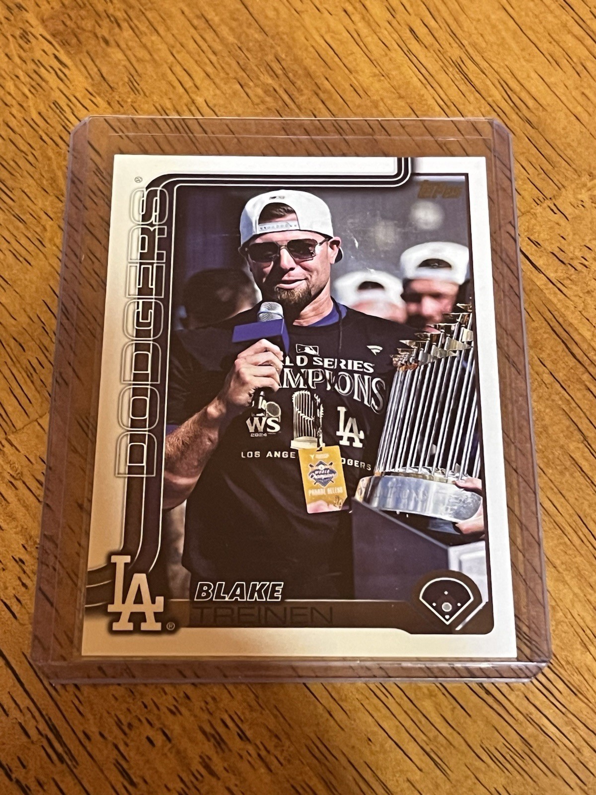 2025 Topps Update Series - Blake Treinen #US133 Golden Mirror Image Variations