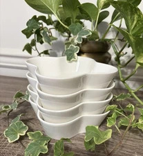 4-white Appetizer Bowls FLOWER-SHAPED WHITE PORCELAIN BOWLS (6X6) Fiddle & Fern