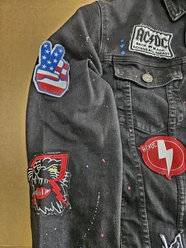 AC/DC x Reason 1981 World Tour Black Distressed Denim Graphic Jacket MEDIUM  image 3
