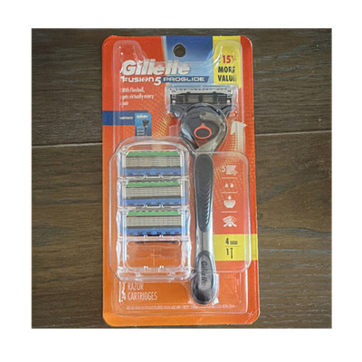 Gillette Fusion5 ProGlide Cartridge Razor Black Silver 5-Blade 4 Cartridges