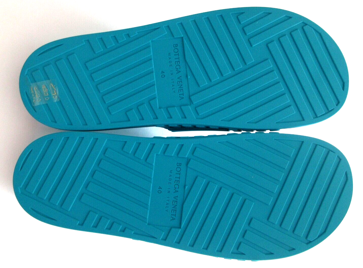 ★BOTTEGA VENETA★ラバースライド 690039 即発 関税込 $390 Bottega Veneta Women's Rubber Pool Slides Amalfi blue