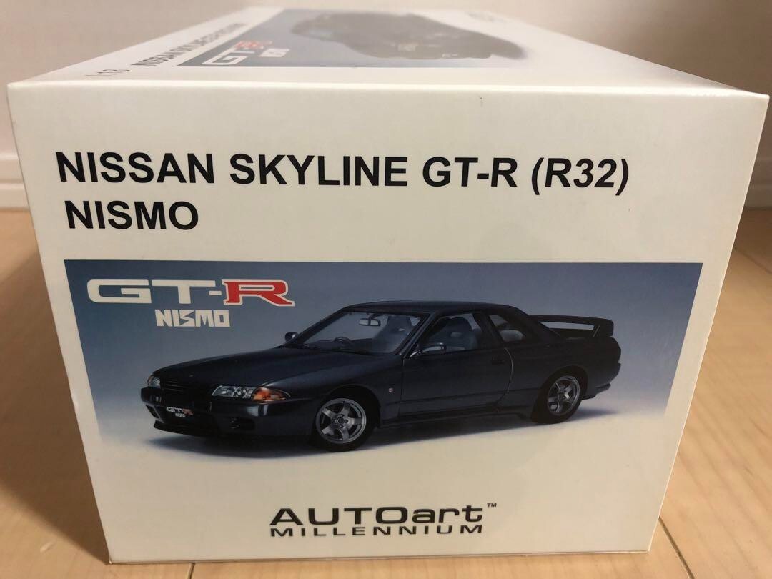 1/18 AUTOart Nissan Skyline GT-R R32 Nismo Black w/ Box From 1/18 AUTOart Nissan Skyline GT-R R32 Nismo Black w/ Box From