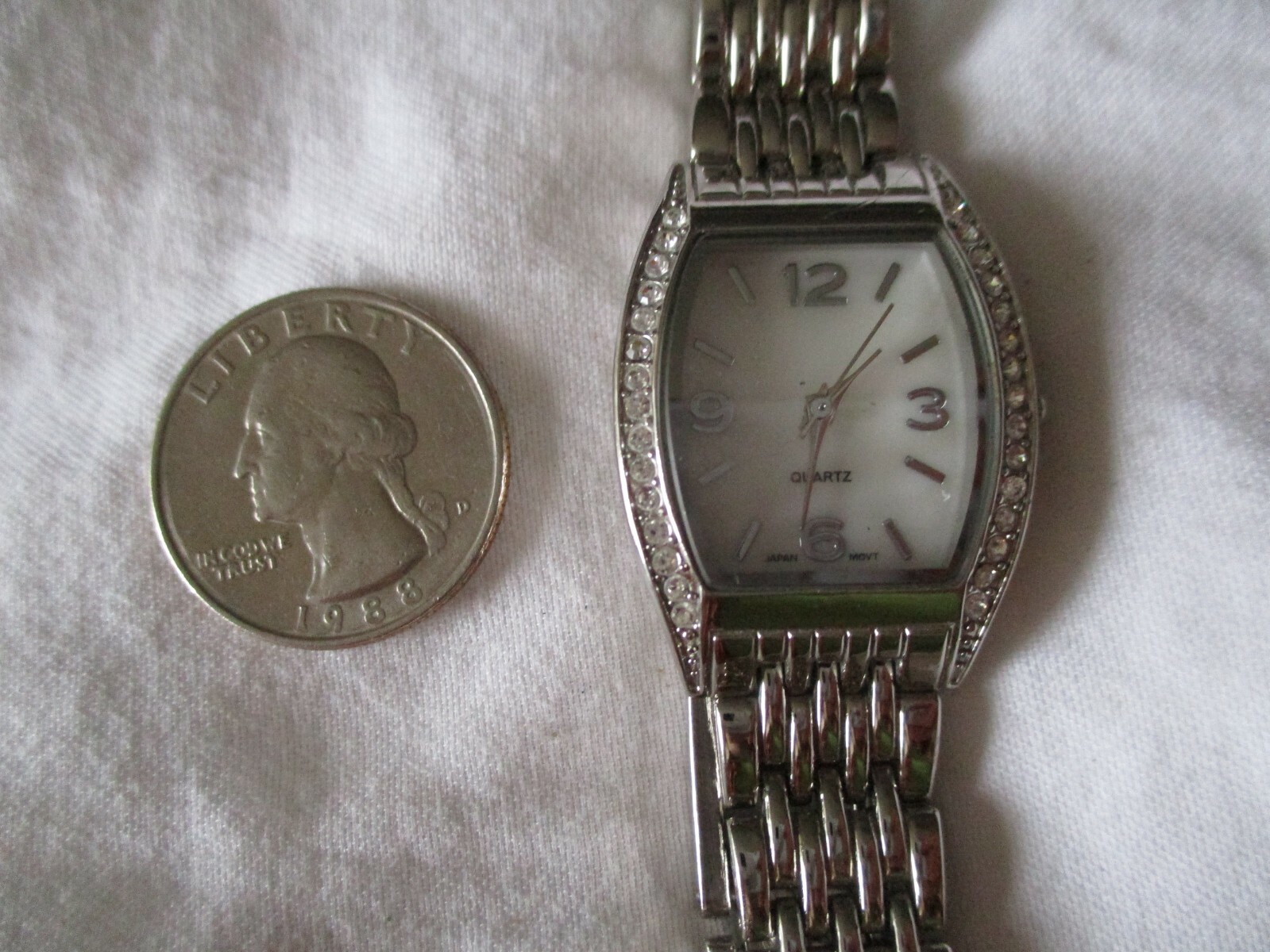 Wristwatch Rectangular White Face Silver Toned Li… - image 12