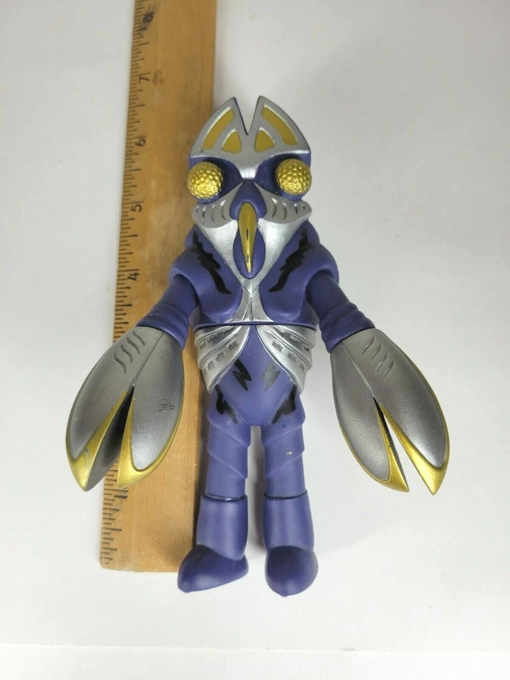 Фигурка Child Baltan Bandai 2001 серия Ultra Monster Ultraman Cosmos ПРОДАВЕЦ ИЗ США! - Изображение 2 из 4