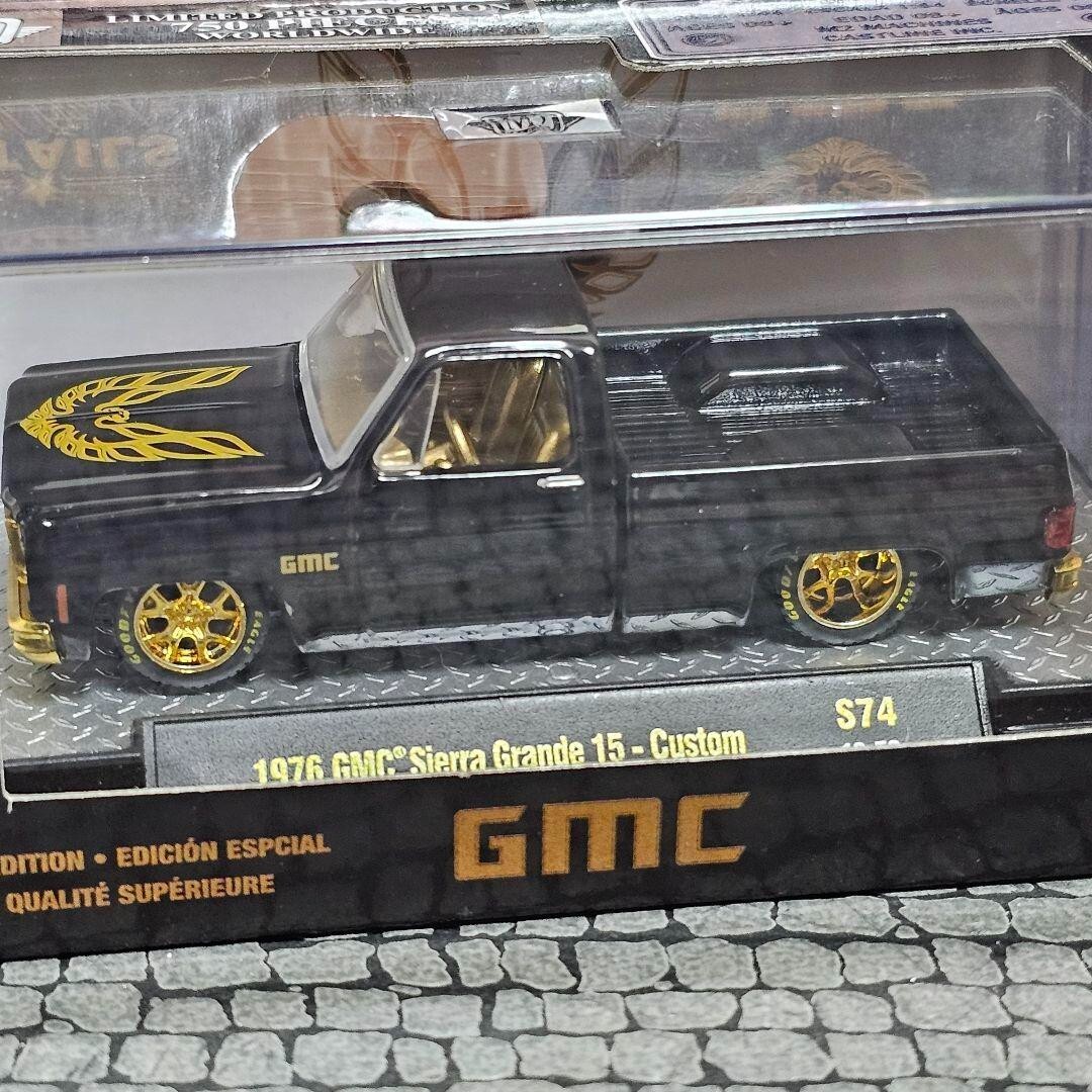 M2 machines 1/64 GMC Sierra Trans Am version Chase car