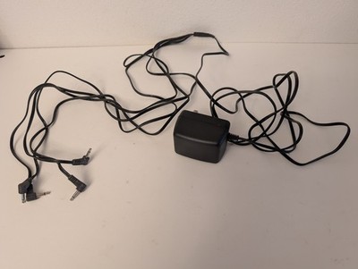 Lemax 3.0 V DC Power Adapter w/ 4 Output Jacks - Black- USED 8' Long