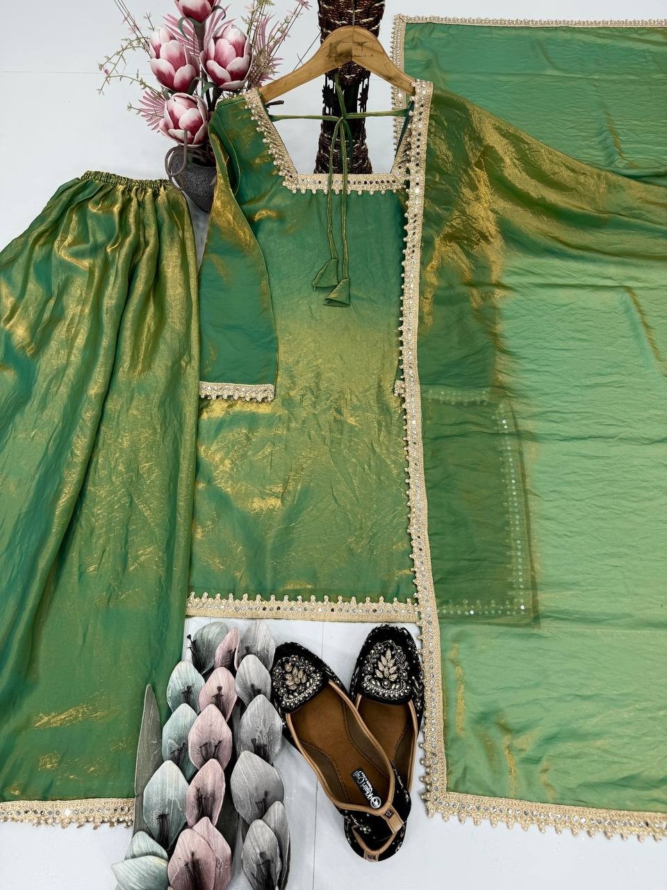 Exclusive Heavy Fendy Silk Green Top Palazzo With Dupatta For Wedding Wear thumbnail 9