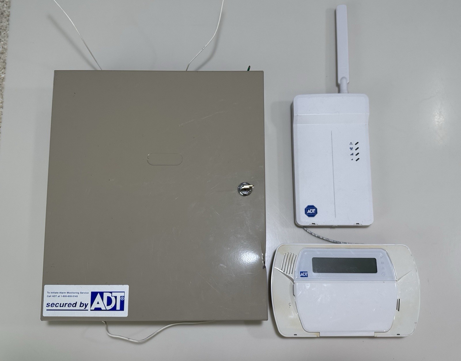 ADT DSC PowerSeries Alarm System Panel Keypad LE4000 LTE Communicator Bundle