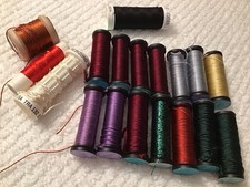 18 szpuli Kreinik Serica Perlee Gobelin Jedwabna nić belli Różne kolory (AB)