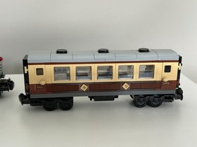 LEGO Advanced Models: Emerald Night (10194) with Power Functions READ 