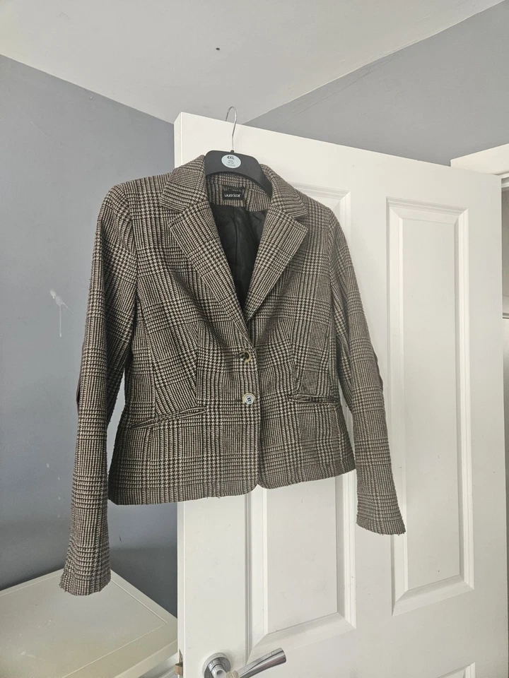 Laura Scott Riding Jacket For Kids  Button Closure With Front Pockets  — 第 2/4 张图片