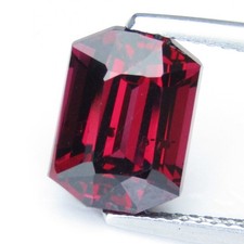 4.90Cts Stunning Natural Rhodolite Garnet 10.6x7.8x6mm Fancy Cut Loose Gemstone