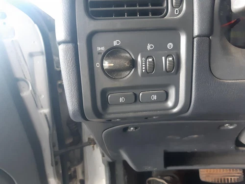 Stoßstange Vorne für VOLVO V40 FAMILIAR 1.8 16V 2002 4145957 - Bild 8 von 10