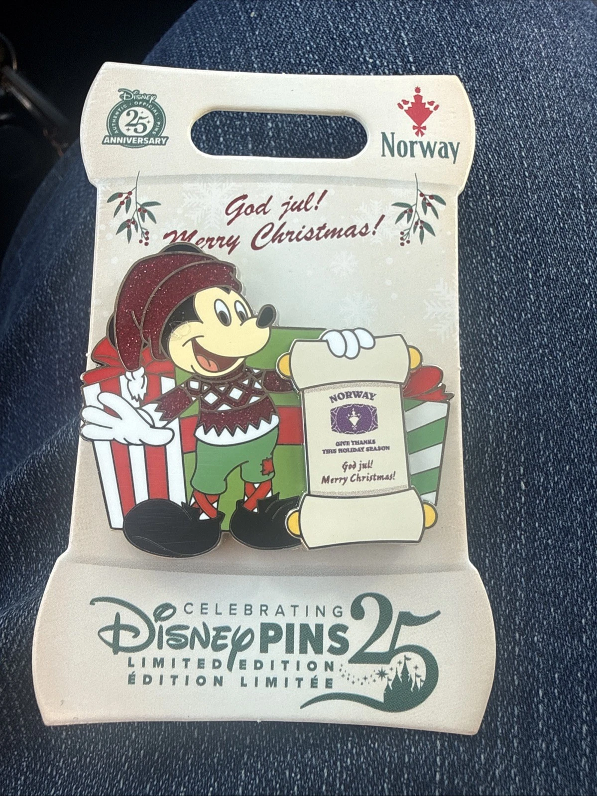 Disney Parks 2025 Holiday Christmas Norway Mickey Santa List LE Pin