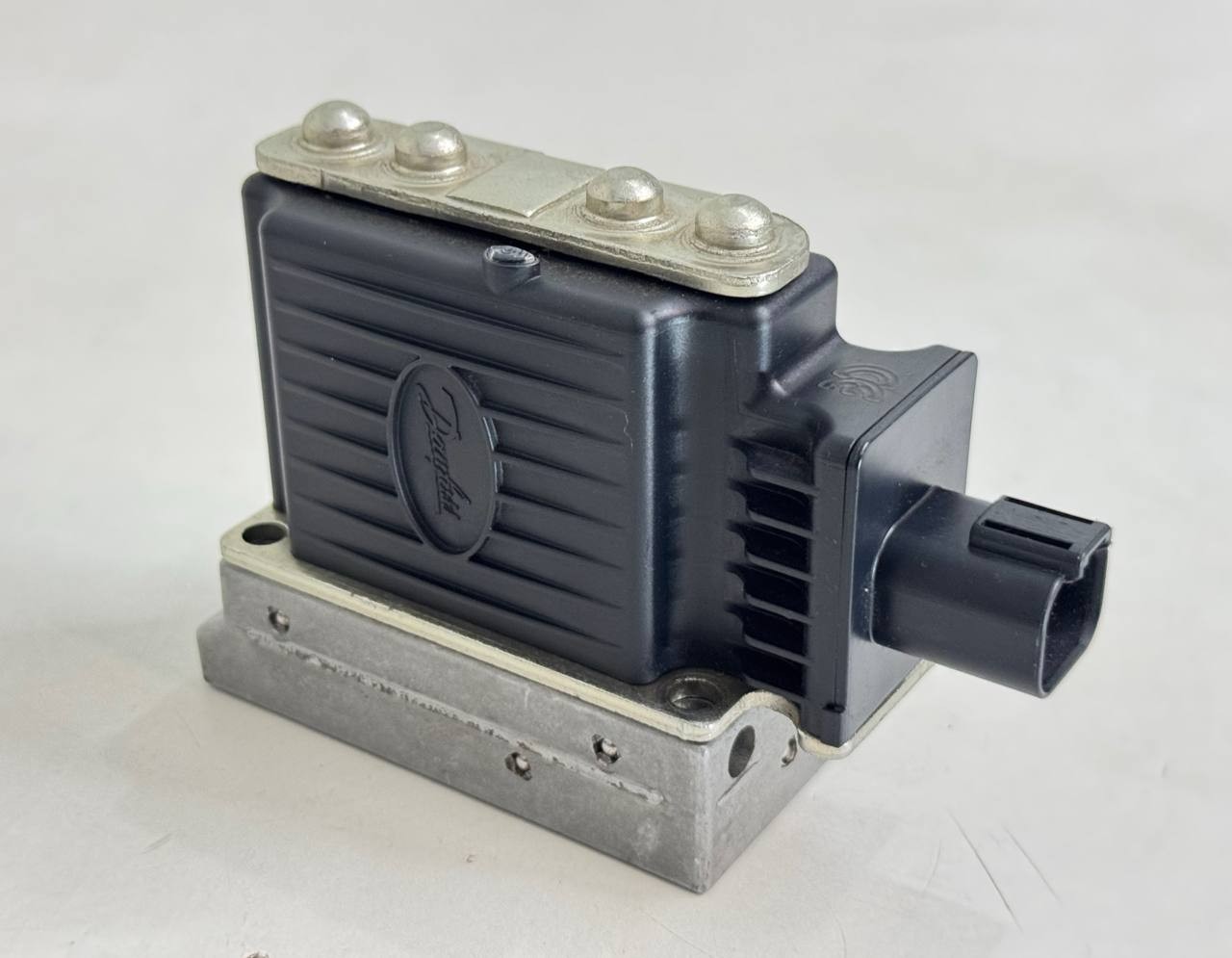Danfoss PVE Series 4 Electrohydraulic Actuation 10R-05310