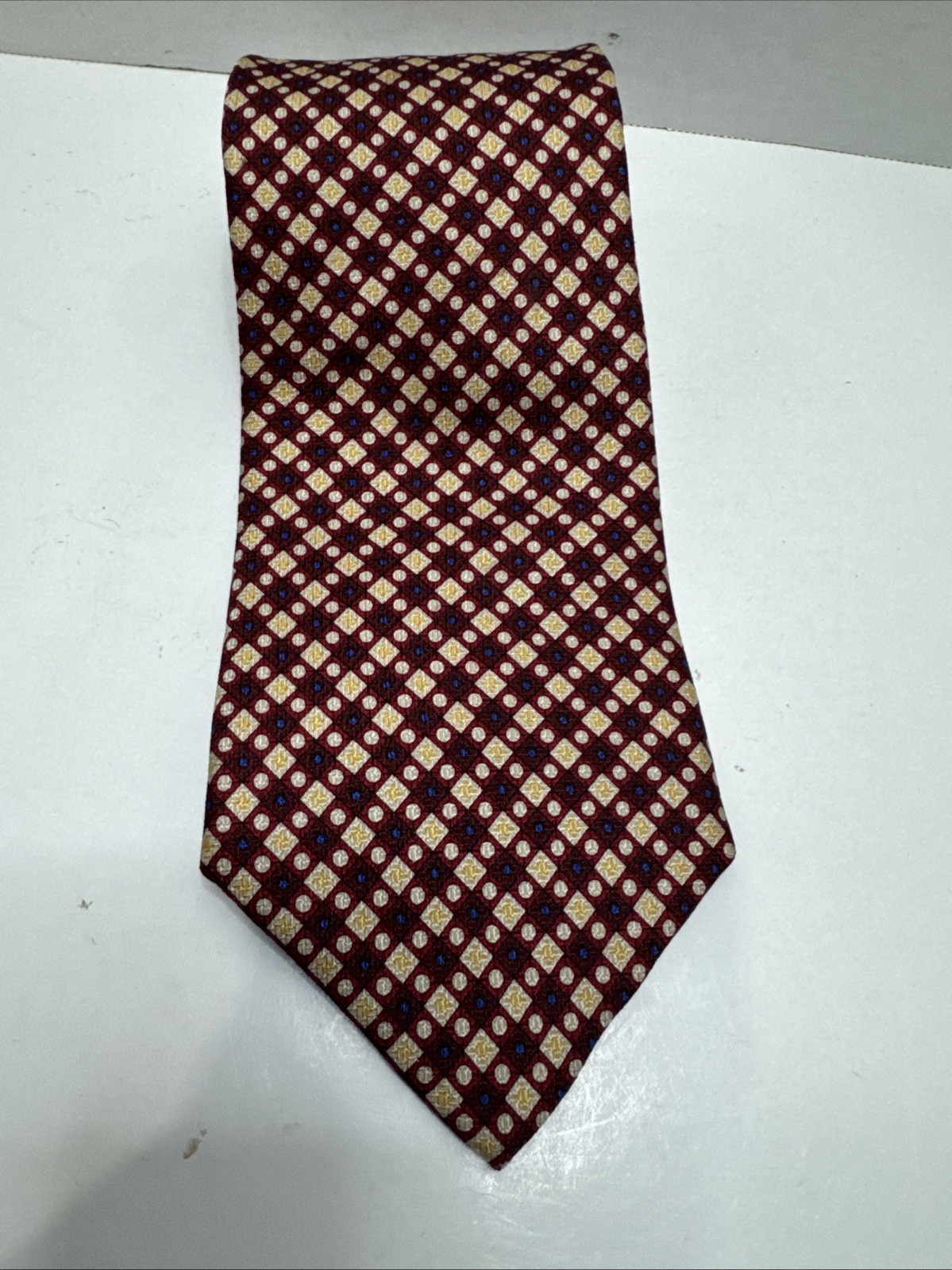 Jos A Bank Signature Silk Tie Red Gold Blue Geometric Pattern Formal Like New NWOT