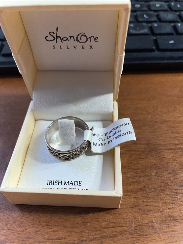 Fado Blackrock Sterling Celtic Band Ring Size 7.5 Closed Weave