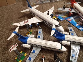LEGO City Lot 7893 3181 3182 60102 Passenger Plane Jets Limo VIP Minifigures