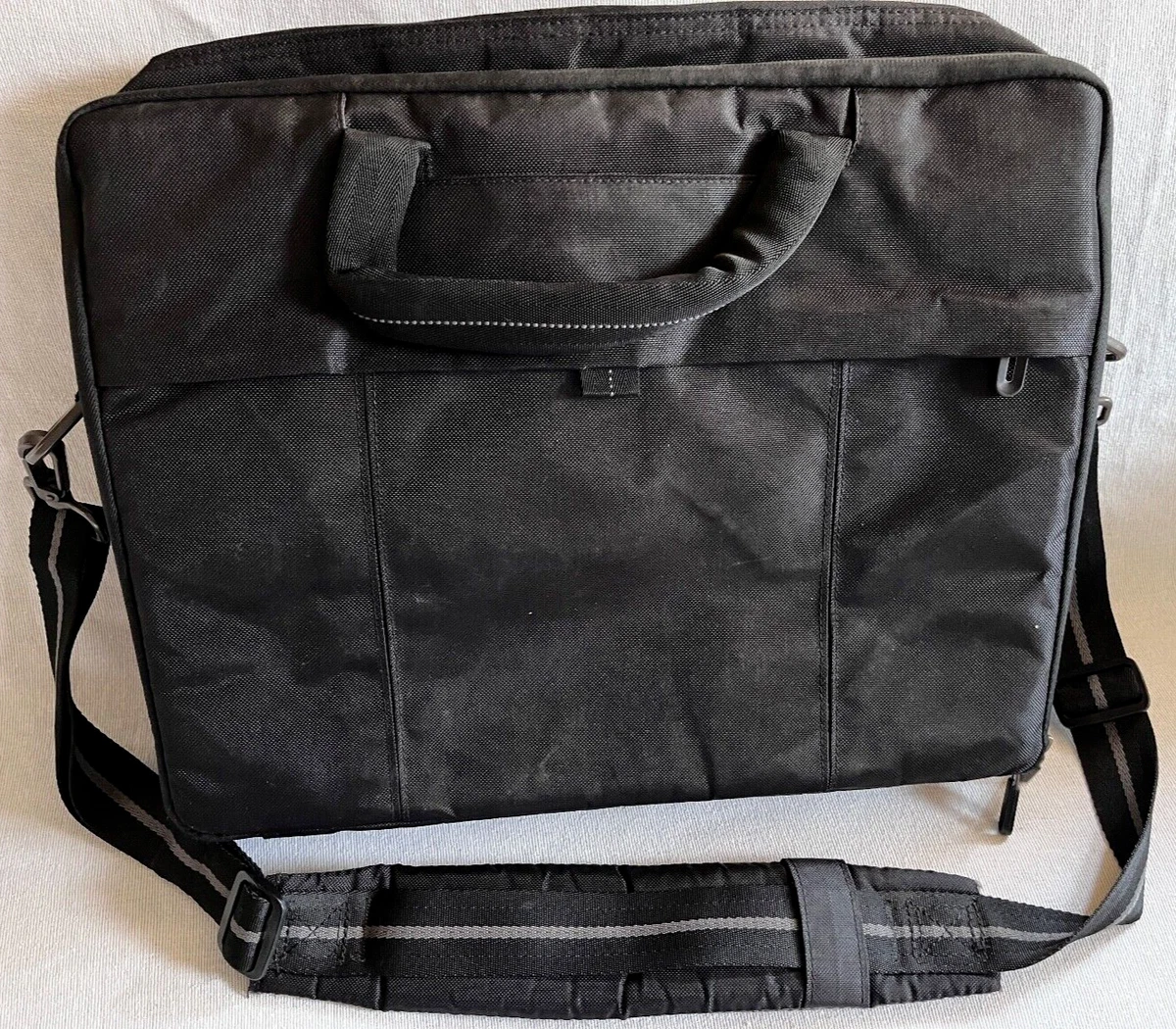 OEM Dell Deluxe Laptop Notebook Black Nylon Clamshell Carry Bag