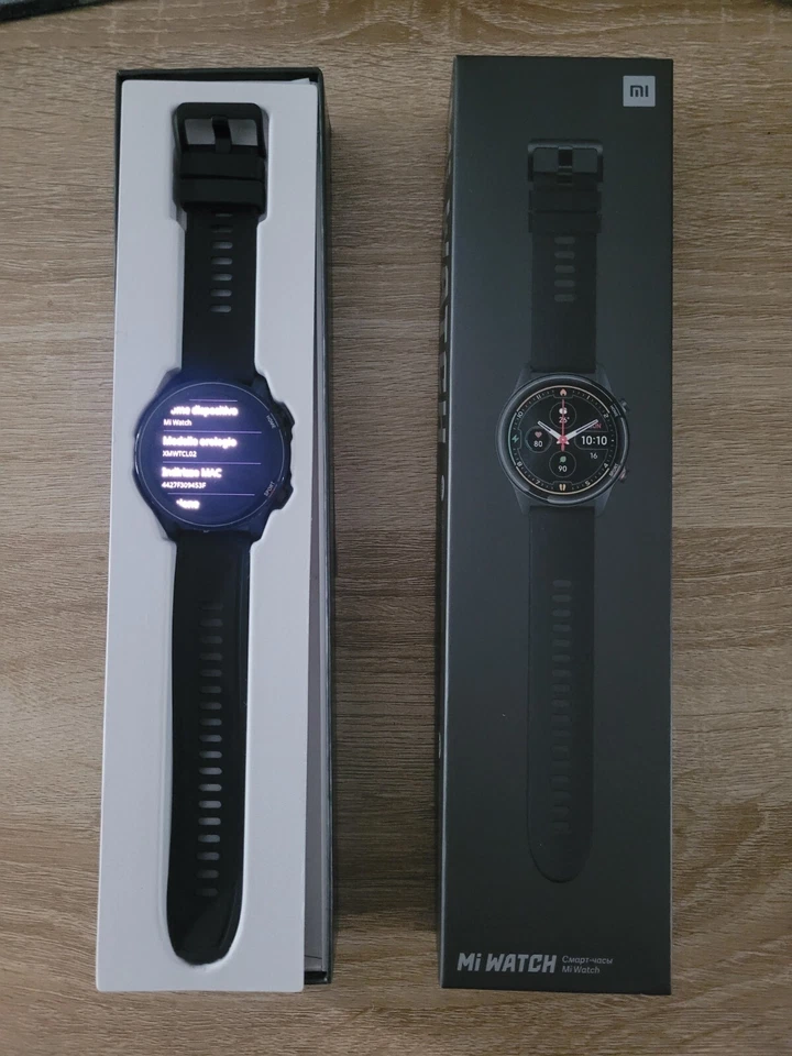 Xiaomi Mi Watch, foto 2 di 3