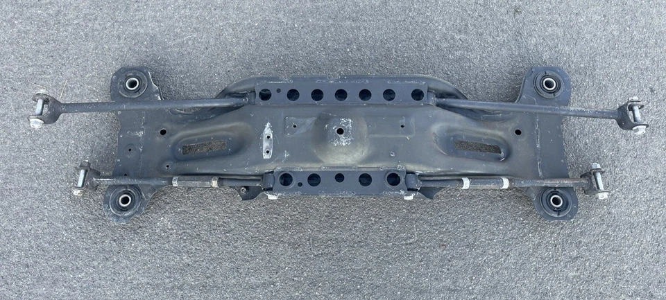 02-11 Camry 05-12 Avalon cuadro trasero sub K travesaño Solara ES300 ES330 Venza Foto 2 de 4