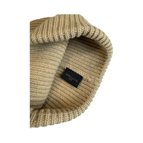 LOUIS VUITTON OVERSIZED HAT / BEANIE - Picture 3 of 4