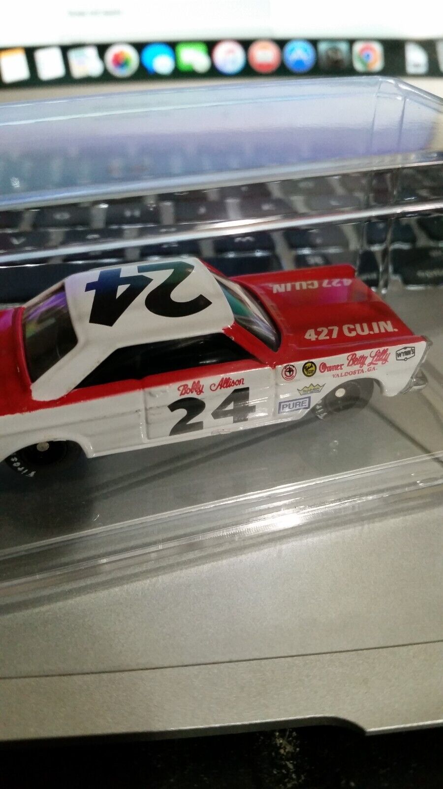 Picture 4 of 4