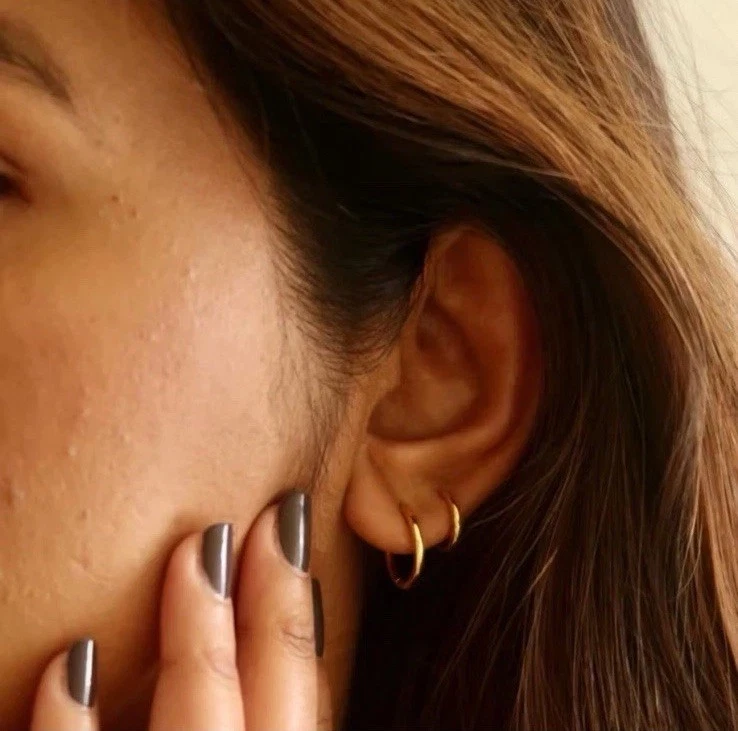 Aros clásicos de titanio Maison Miru Foto 3 de 4