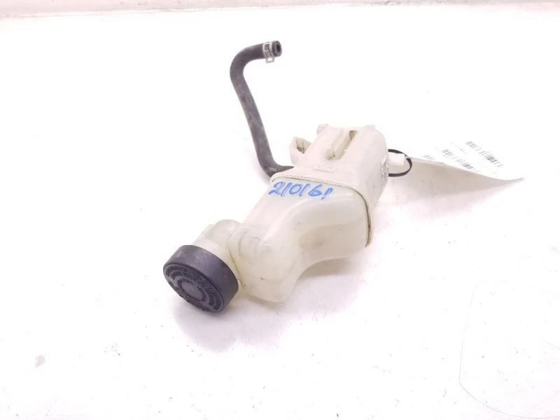 2001 TOYOTA HIGHLANDER LIMITED 3.0L 4WD NO RESERVATÓRIO DE FLUIDO DE FREIO  - Imagem 2 de 4