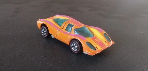 FREE SHIPPING!! Metal Base Vintage Hot Wheels redline Porsche 917 NICE