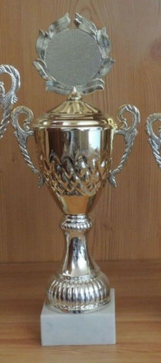 1 Henkelpokal Farbe gold mit Emblem + Gravur #25050 (Pokal Sport Freizeit