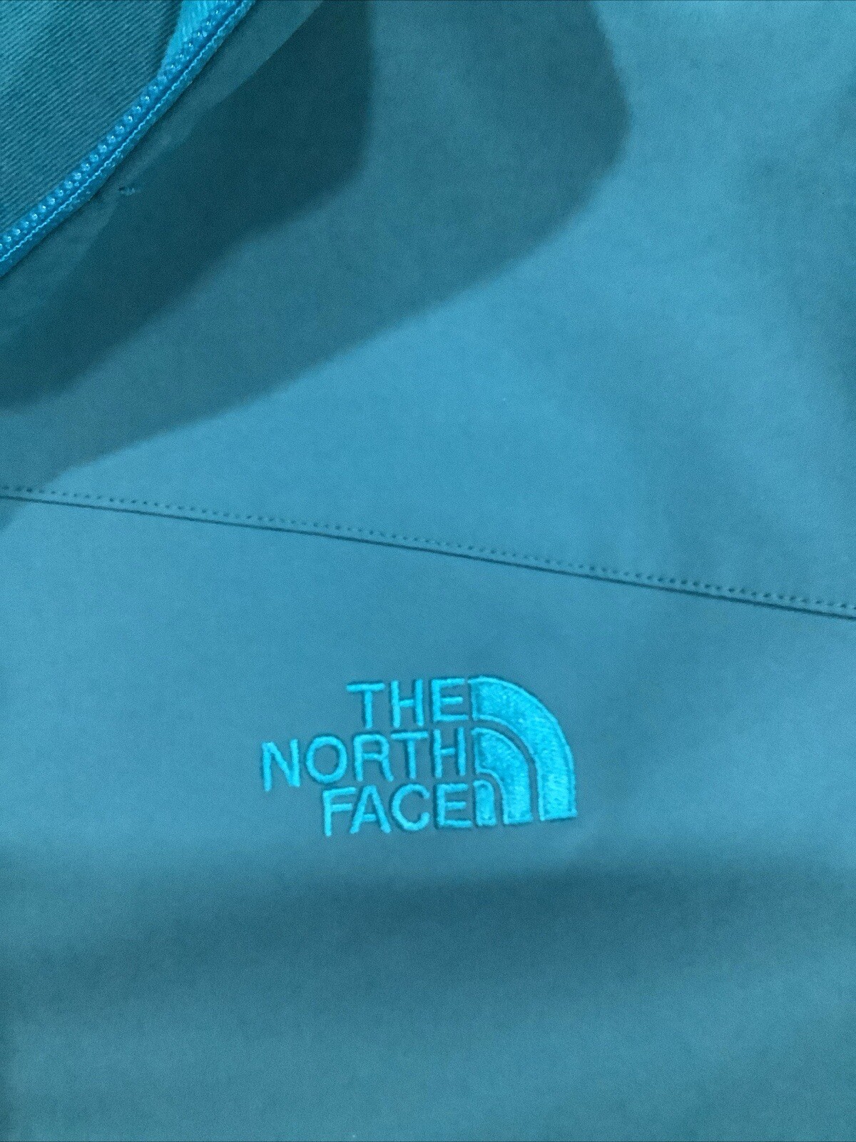 The North Face Softshell Windwall Windproof Polye… - image 5