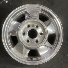 Chevrolet Machined Grey Tahoe Avalanche 1500 Astro Factory Wheel 16x7 Oem 5096a Chevrolet Machined Grey Tahoe Avalanche 1500 Astro Factory Wheel 16x7 Oem 5096a