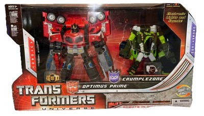 NEW Hasbro Transformers Universe Optimus Prime & Crumplezone Cybertron - READ