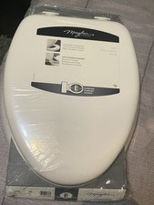 Mayfair 113EC 000 White Elongated Padded Wood Toilet Seat Easy Clean Change