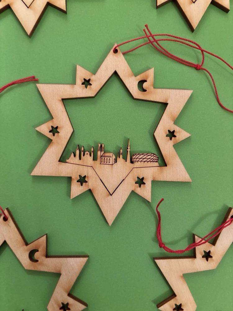 5 Holzsterne, München Weihnachten ca. 9 cm x 8 cm x 0,3 cm, Sperrholz