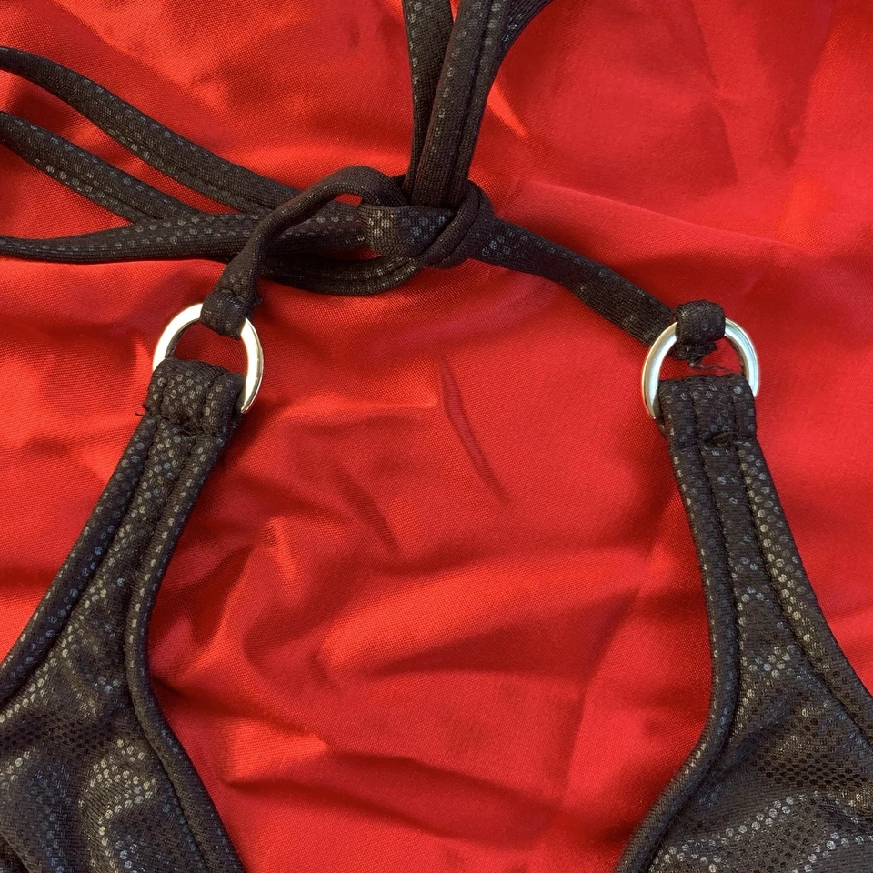 Bikini vintage Y2K/90s Bebe negro brillo estampado reptil estrás adornado Foto 3 de 4