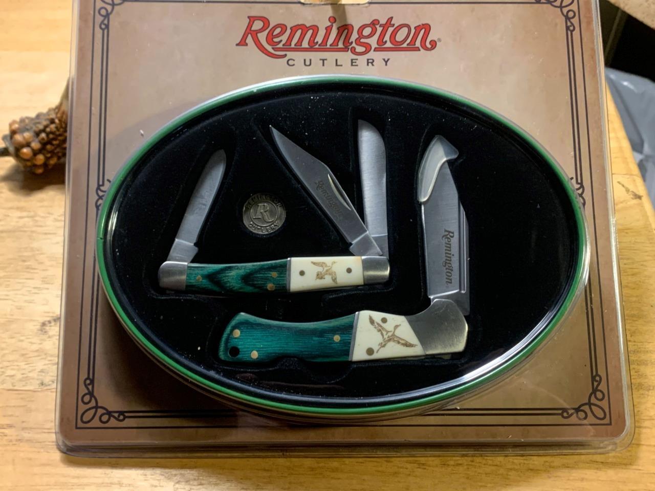 Remington Pin Tails Gift Set Tin 3 1/2