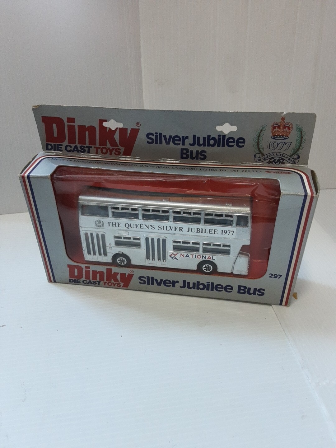 Dinky 297, Silver Jubilee Bus (Woolworths) - Free Price Guide & Review