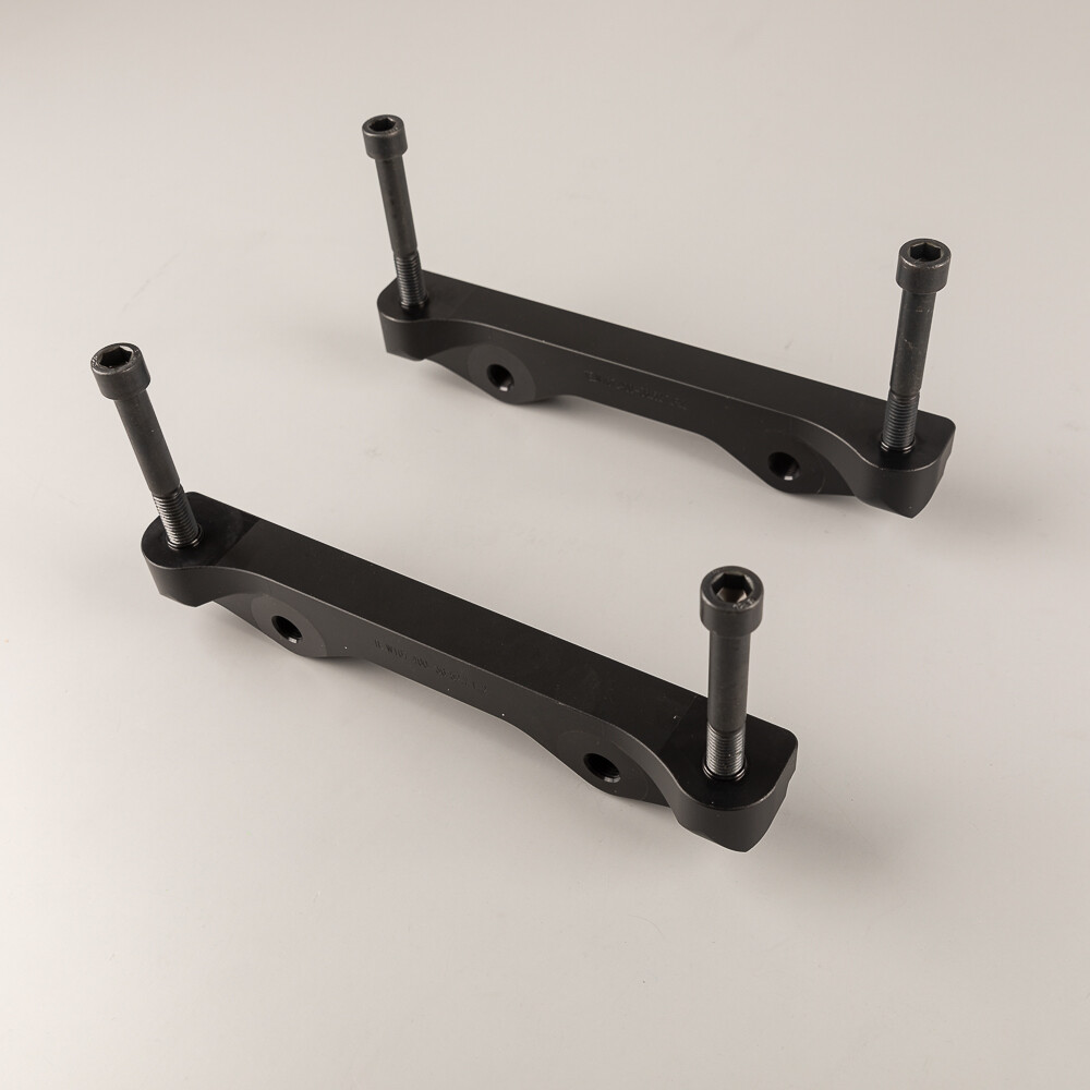 New front custom Brembo caliper adapters for Mercedes-Benz GLS GLE 