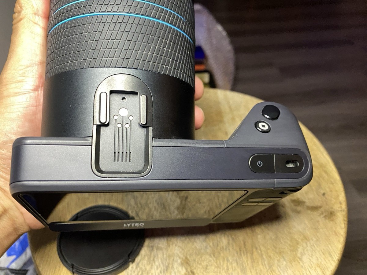 Lytro ILLUM B5 Light Field Digital Camera with Hood UNTESTED | eBay