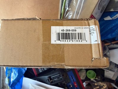 New Open Box Ergotron Pivot Wall Mount for 42'' Flat Panel Display 45-269-009