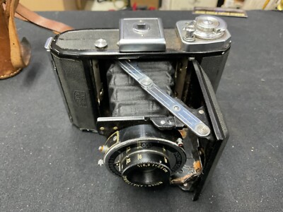 Zeiss Ikon Ikonta 521 Film Folding Camera & Case | eBay