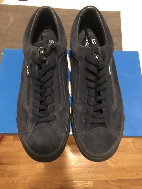 red checkerboard vans size 5