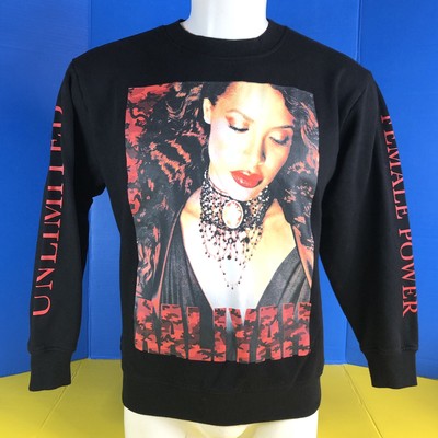 aaliyah mickey mouse sweater