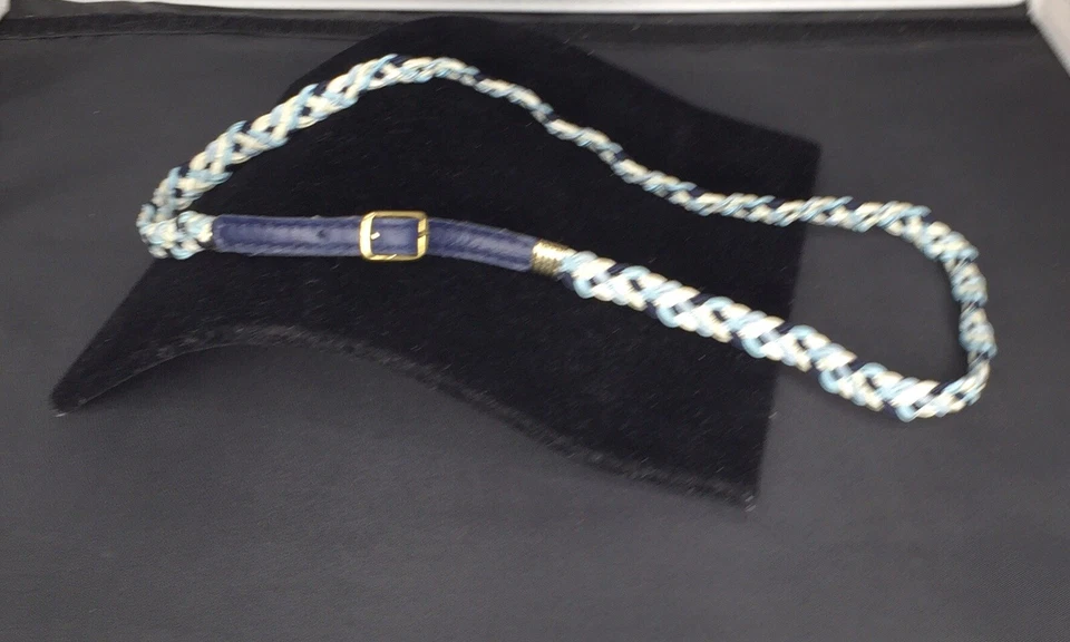 Skinny Narrow Stretch Braided Belt Navy and Light Blue White .50 inch Wide Vtg - Image 2 of 4