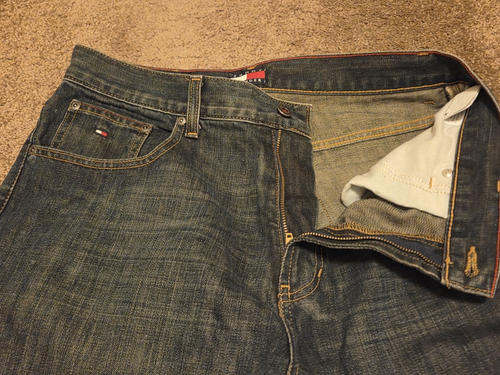 Tommy Hilfiger Denim Jeans Mens Size 32 X 30 Dark Wash Relaxed Straight Leg thumbnail 5